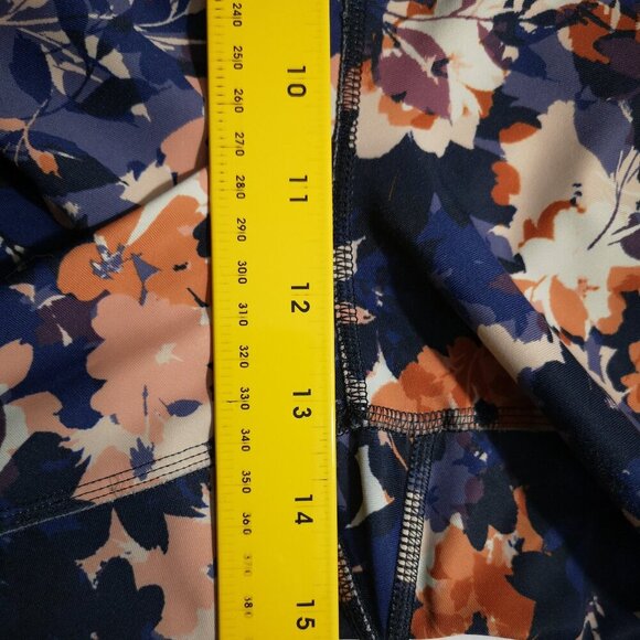 Old Navy Power Soft Ladies Size 2X Multi Colored Extra High Rise Go Dry Leggings - Picture 6 of 8